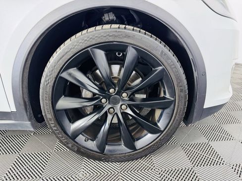 Used 2021 Tesla Model X Long Range image 25