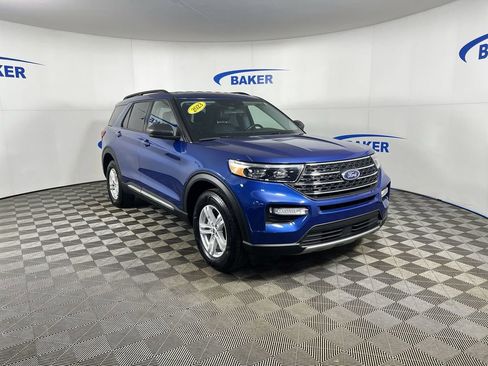 Used 2023 Ford Explorer XLT w/ Equipment Group 202A image 2
