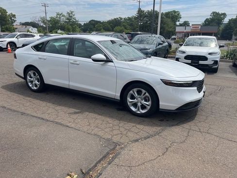 Used 2024 Honda Accord LX image 24