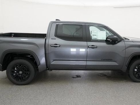New 2026 Toyota Tundra Limited AWD/4WD image 16