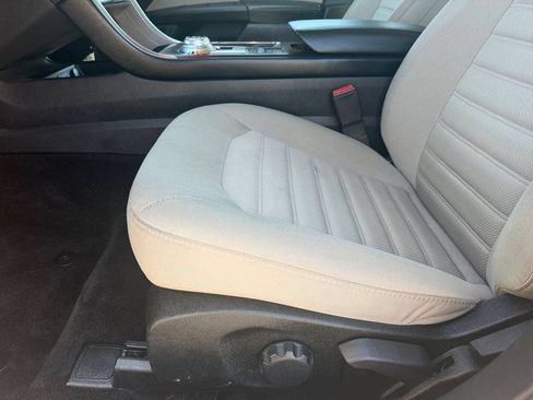 Used 2018 Ford Fusion S FWD image 12