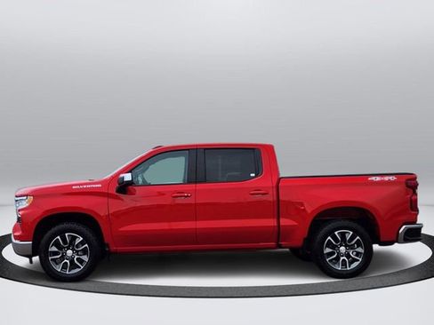 Used 2023 Chevrolet Silverado 1500 LT AWD/4WD image 2