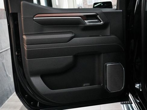 Used 2024 GMC Sierra 1500 Denali w/ Technology Package image 14