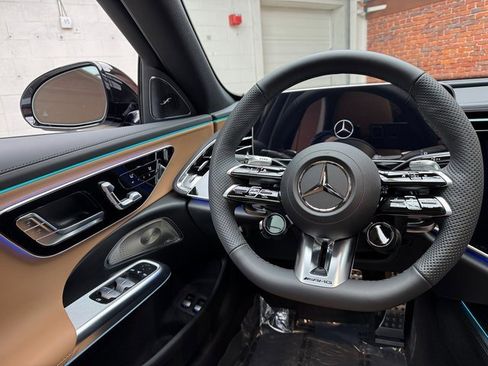 New 2026 Mercedes-Benz E 53 AMG e 4MATIC Sedan image 13