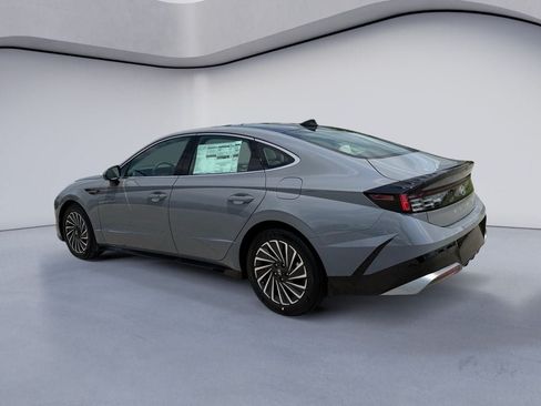 New 2026 Hyundai Sonata SEL FWD image 3