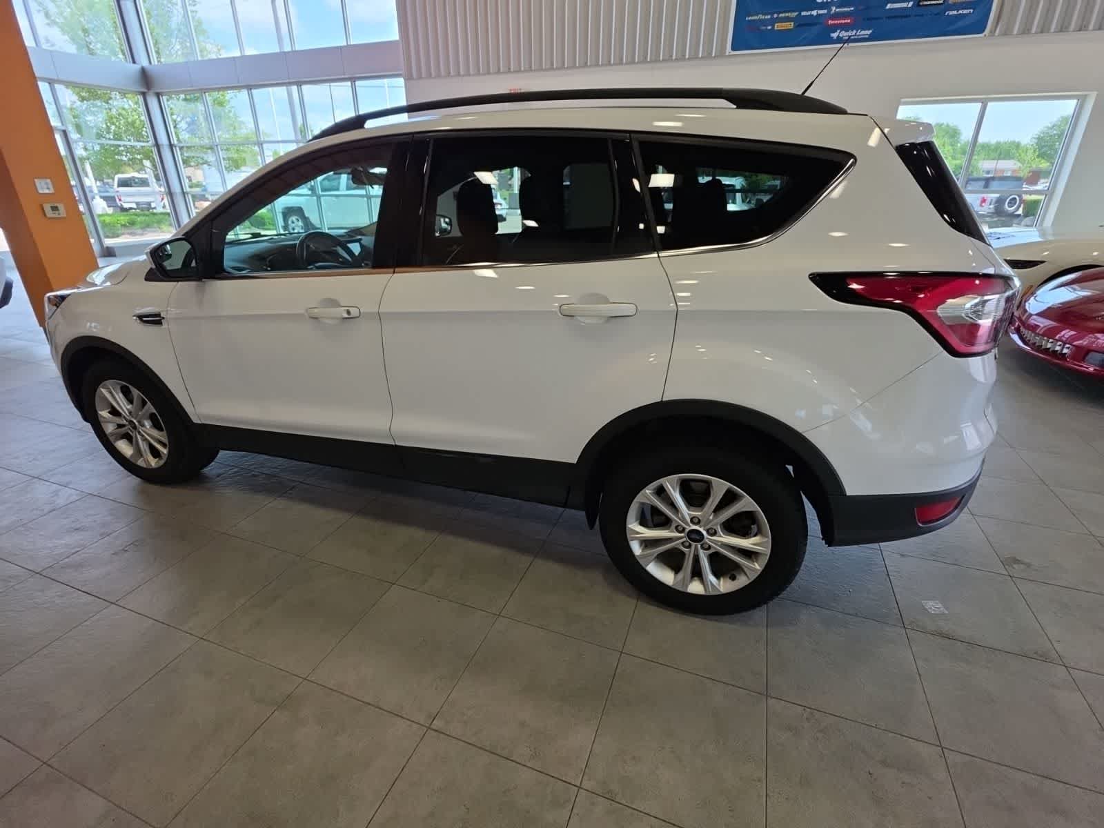 Used 2018 Ford Escape SEL FWD image 12