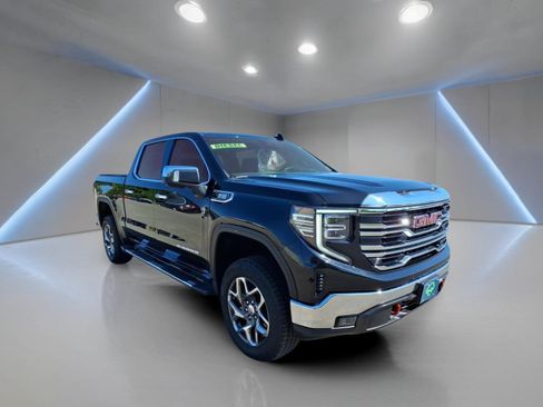 Certified 2023 GMC Sierra 1500 SLT w/ SLT Premium Package AWD/4WD image 1