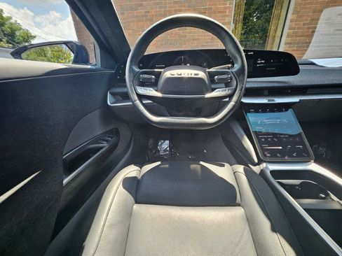 Used 2024 Lucid Air Touring AWD/4WD image 3