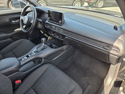 Used 2024 Honda HR-V Sport image 29