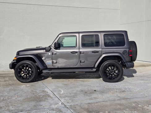 Used 2021 Jeep Wrangler Unlimited Sahara w/ Cold Weather Group image 5