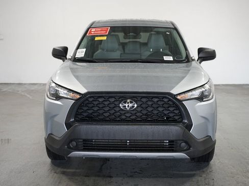 Certified 2024 Toyota Corolla Cross L image 2