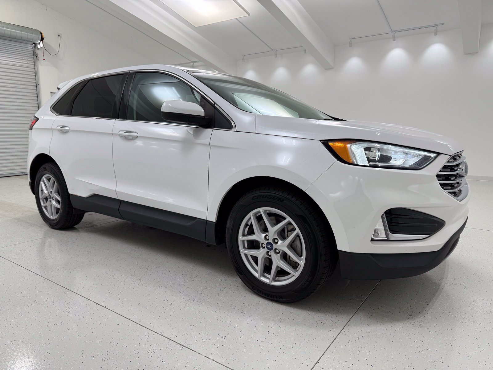 Used 2021 Ford Edge SEL FWD image 1