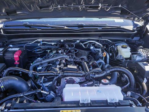 New 2025 Toyota Tacoma TRD Off-Road image 13