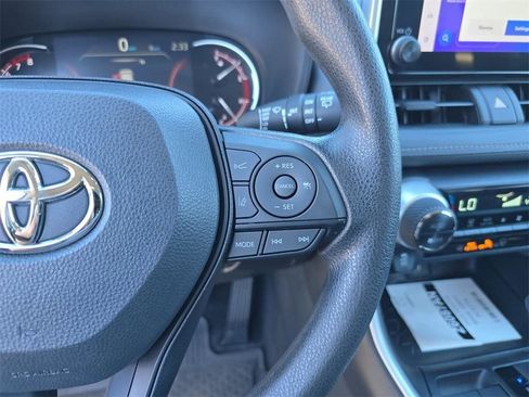 Used 2023 Toyota RAV4 XLE image 31
