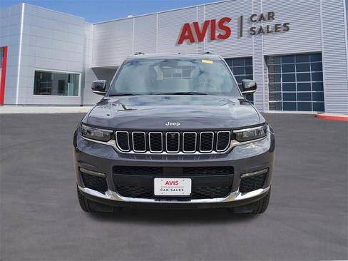 Used 2024 Jeep Grand Cherokee L Limited w/ Luxury Tech Group II image 10