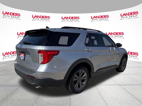 Certified 2023 Ford Explorer XLT w/ Equipment Group 202A image 3