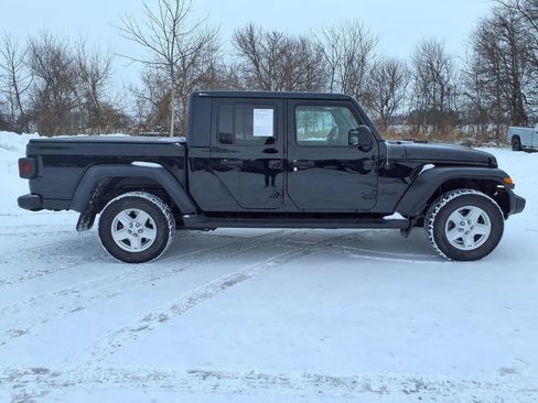 Used 2020 Jeep Gladiator Sport w/ Quick Order Package 23S image 4