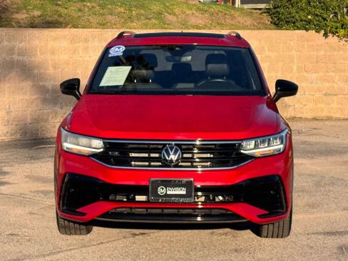 Used 2024 Volkswagen Tiguan SE R-Line image 6