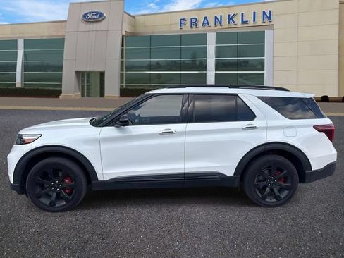 Used 2023 Ford Explorer ST w/ Equipment Group 401A AWD/4WD image 4