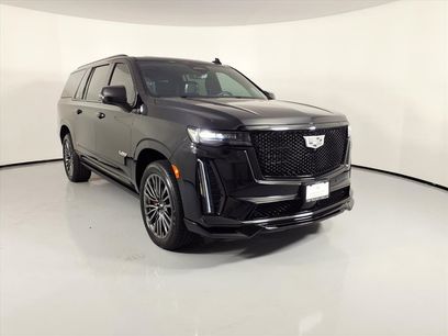Certified 2024 Cadillac Escalade ESV V w/ LPO, Floor Liner Package