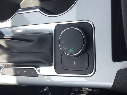 Used 2023 Chevrolet Blazer LT w/ Driver Confidence Package image 21