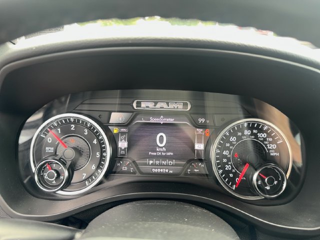 Used 2020 RAM 1500 Big Horn AWD/4WD image 17