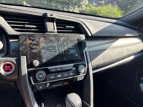 Used 2019 Honda Civic EX image 9