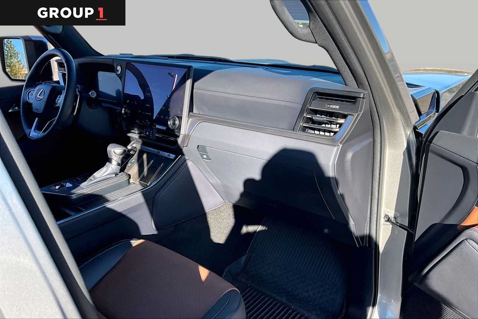 Certified 2026 Lexus GX 550 w/ Accessory Package (2T) AWD/4WD image 18
