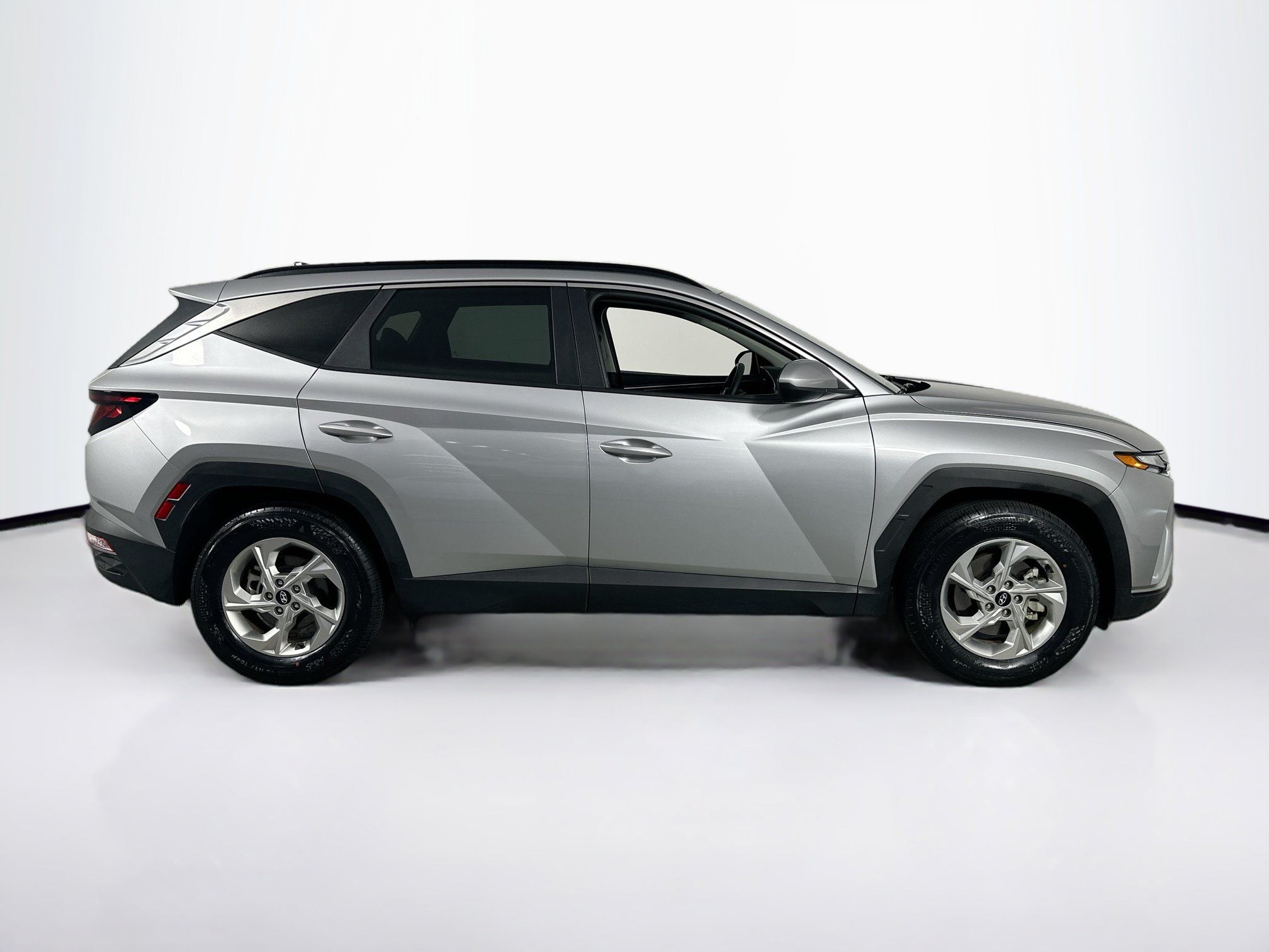 Used 2024 Hyundai Tucson SEL FWD image 4