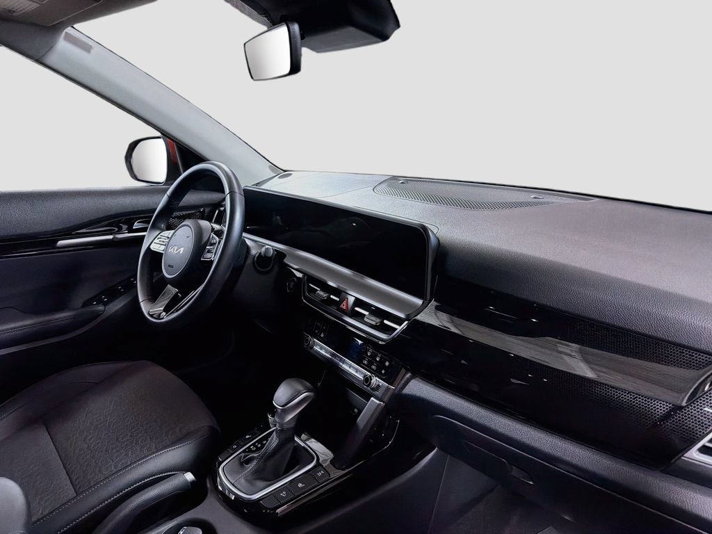 Used 2025 Kia Seltos S AWD/4WD image 30