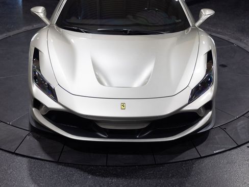 Used 2021 Ferrari F8 Tributo image 22