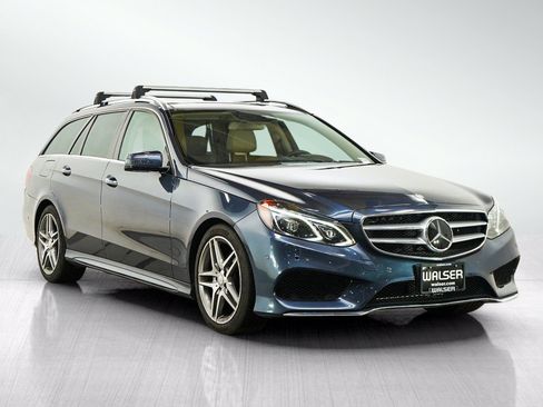 Used 2016 Mercedes-Benz E 350 4MATIC Wagon w/ Premium Package image 8