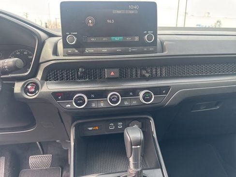 Used 2023 Honda CR-V EX image 17