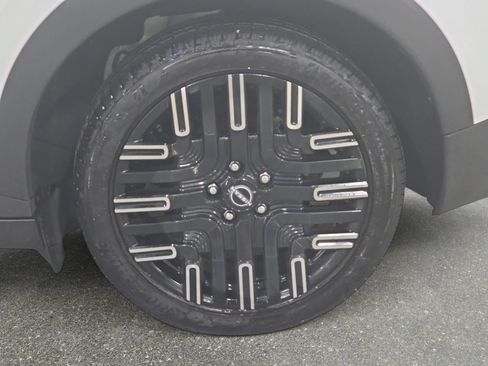 Used 2026 Nissan Leaf Platinum+ w/ Cargo Package (Platinum+) FWD image 32