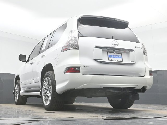Used 2018 Lexus GX 460 Luxury w/ Preferred Accessory Package AWD/4WD image 50