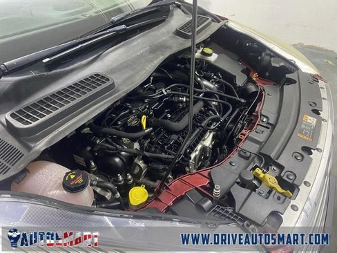 Used 2018 Ford Escape SE w/ SE Sync 3 Package image 26