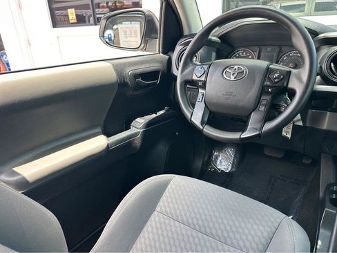 Used 2022 Toyota Tacoma SR RWD image 19