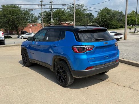 Used 2024 Jeep Compass Latitude w/ Altitude Special Edition AWD/4WD image 8