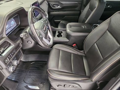 Used 2022 GMC Yukon SLT w/ SLT Luxury Package AWD/4WD image 13