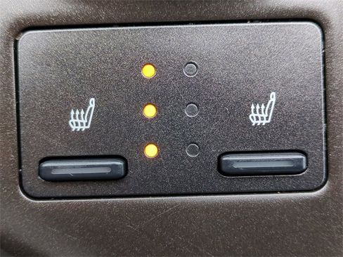 Used 2023 Toyota Camry XSE image 21