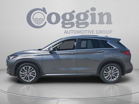 Used 2023 INFINITI QX50 Luxe AWD/4WD image 2