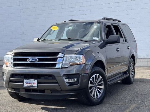 Used 2017 Ford Expedition XLT image 33