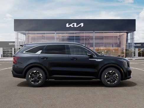 New 2026 Kia Sorento S FWD image 8