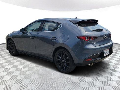 Used 2023 MAZDA MAZDA3 Hatchback w/Premium Plus Pkg AWD/4WD image 3