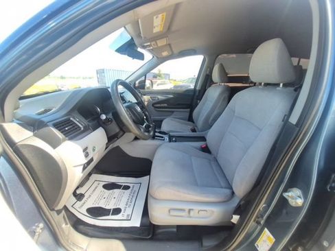 Used 2019 Honda Pilot EX image 9