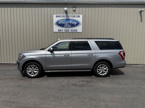 Used 2021 Ford Expedition Max XLT AWD/4WD image 1