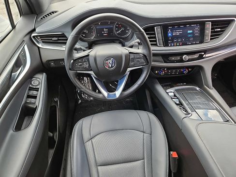 Used 2023 Buick Enclave Essence FWD image 13