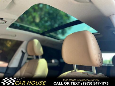 Used 2021 Audi Q8 Premium image 14