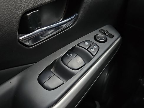 Certified 2020 Nissan Kicks SR w/ SR Premium Package image 25