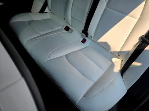 Used 2019 Tesla Model 3 RWD image 38